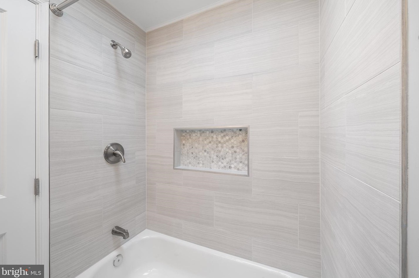 502 Glen Valley Dr, Norristown PA  19401-3129 exterior