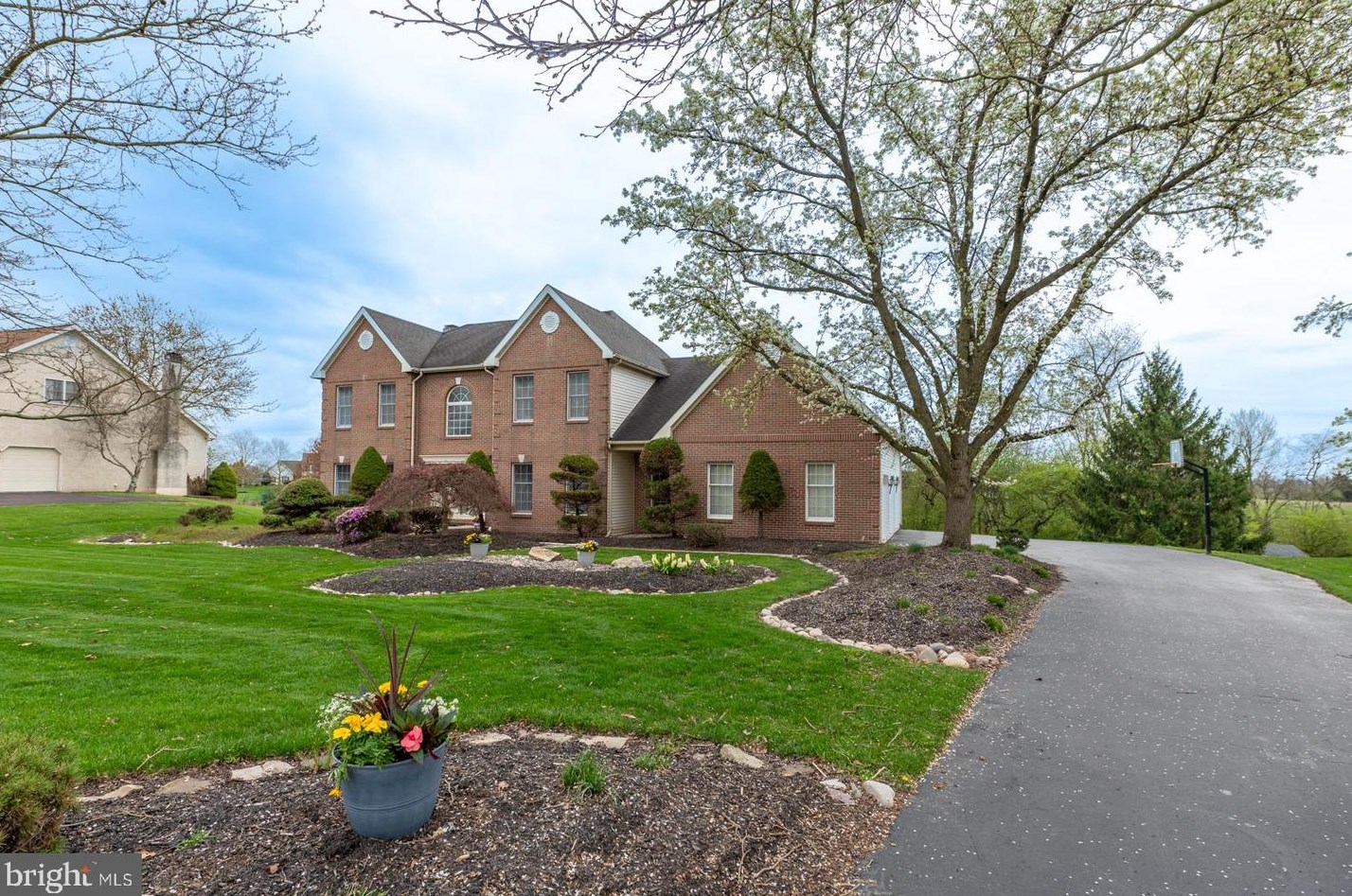 518 Carriage House Ln, Harleysville, PA 19438-2529