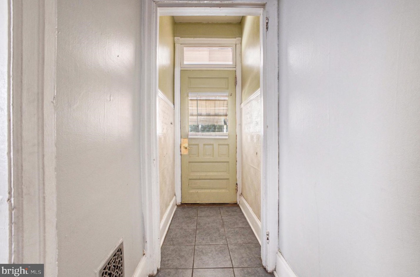 307 4th St, Norristown PA  19405-1808 exterior