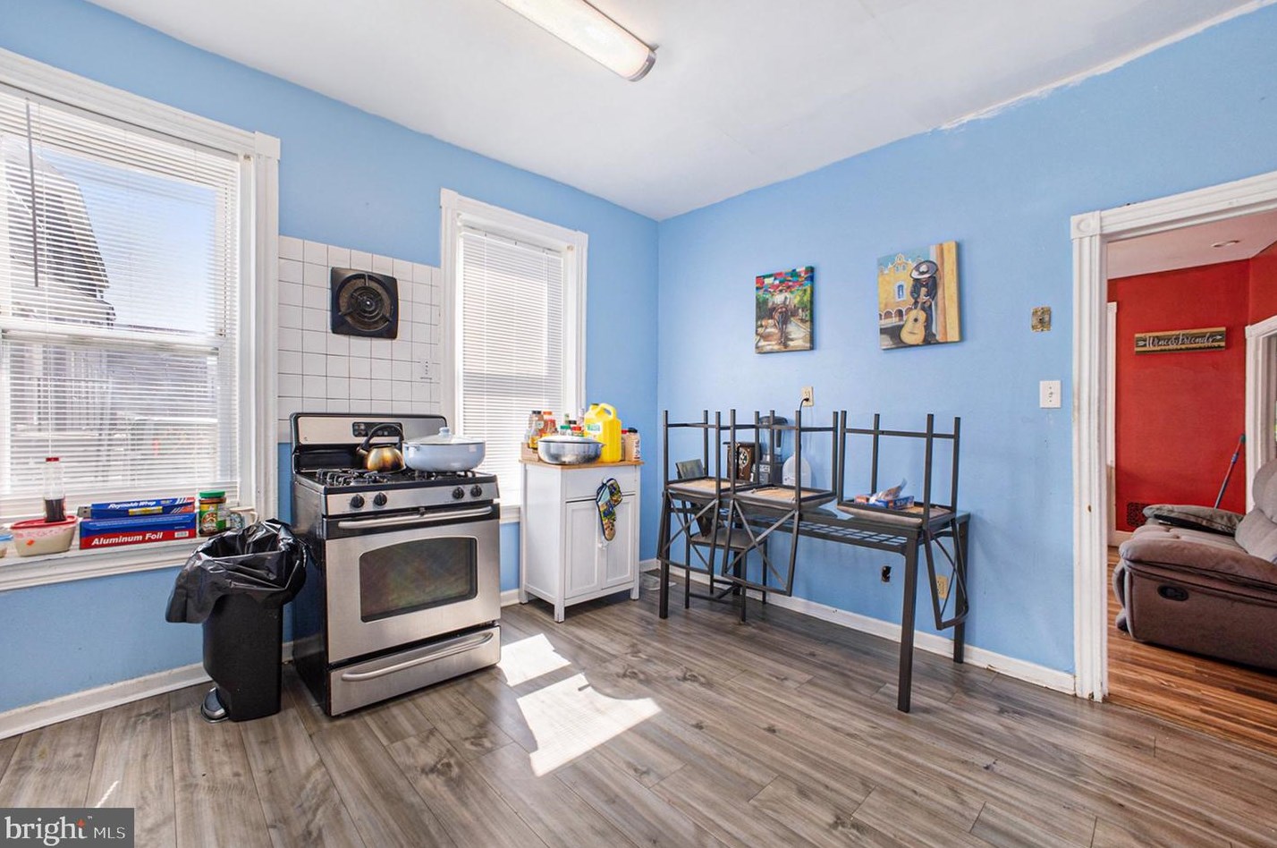 307 4th St, Norristown PA  19405-1808 exterior