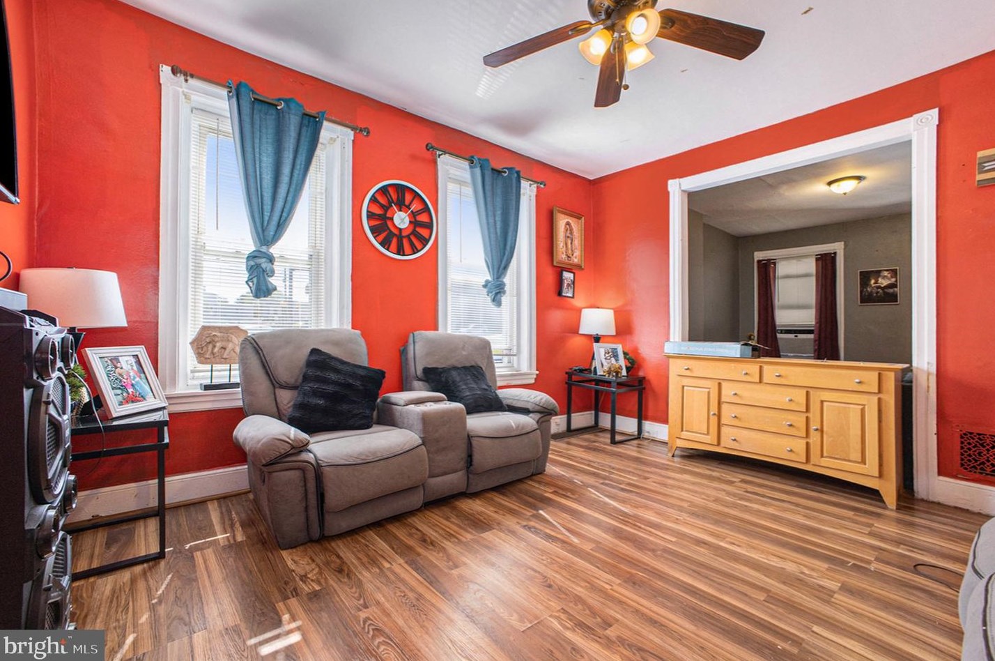 307 4th St, Norristown PA  19405-1808 exterior