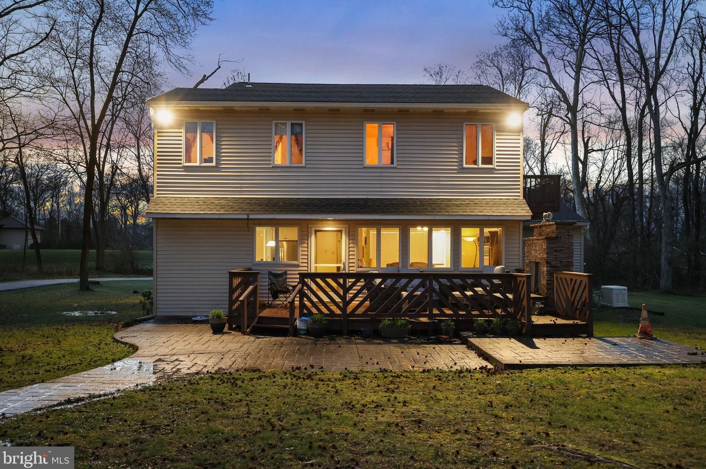 729 Butler Pike, Prospectville PA  19002-2309 exterior