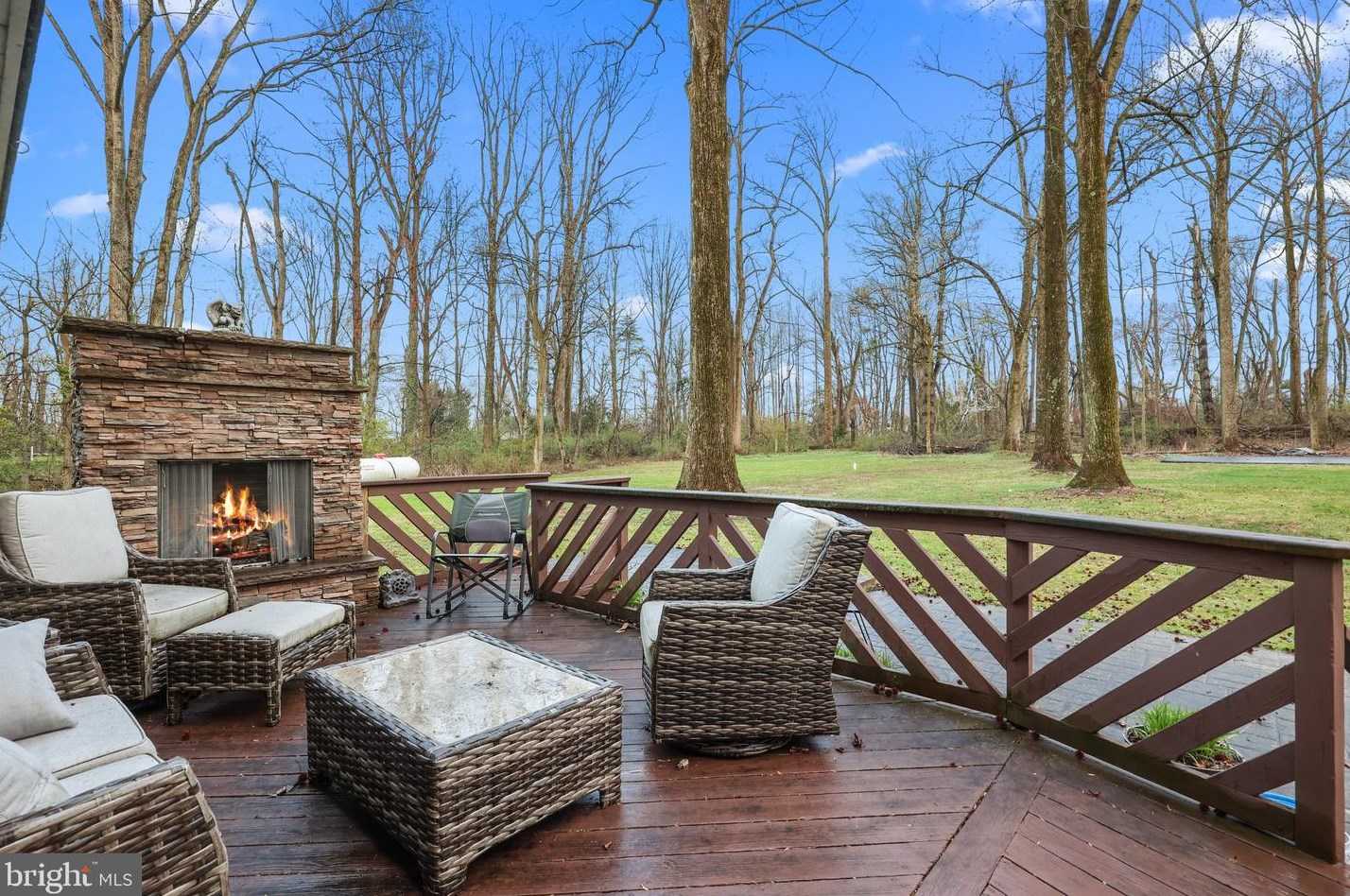 729 Butler Pike, Prospectville PA  19002-2309 exterior