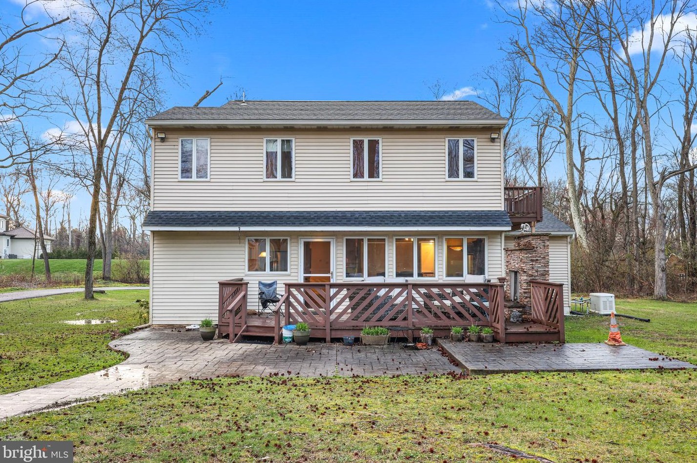 729 Butler Pike, Prospectville PA  19002-2309 exterior