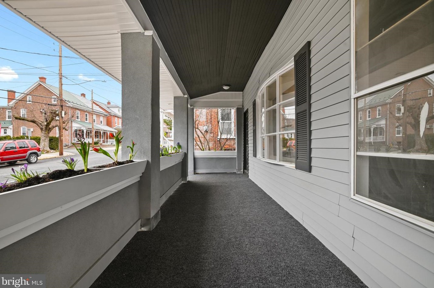 218 W 4th St, East Greenville, PA 18041