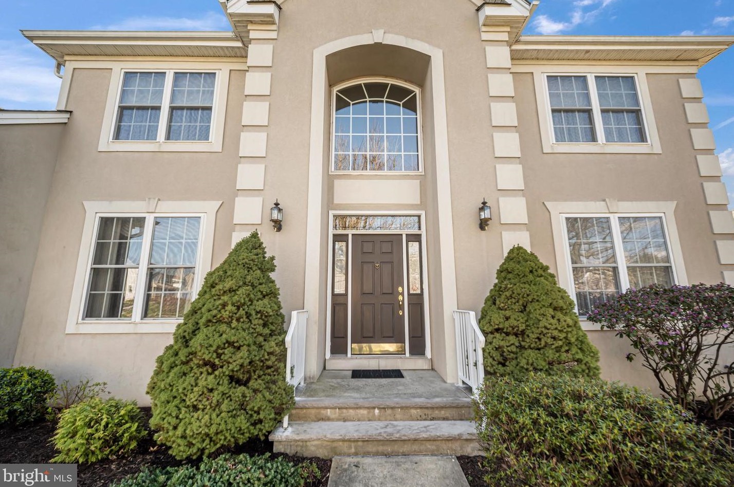 18 Sunflower Way, Huntingdon Valley, PA 19006-5439