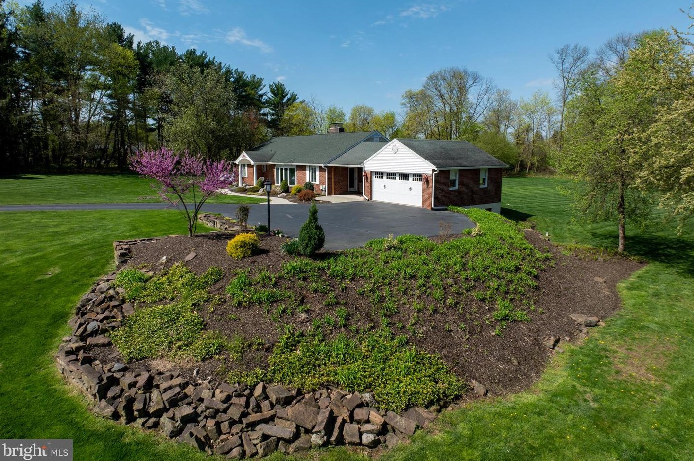 1115 Hollow Rd, Collegeville PA  19426-1516 exterior