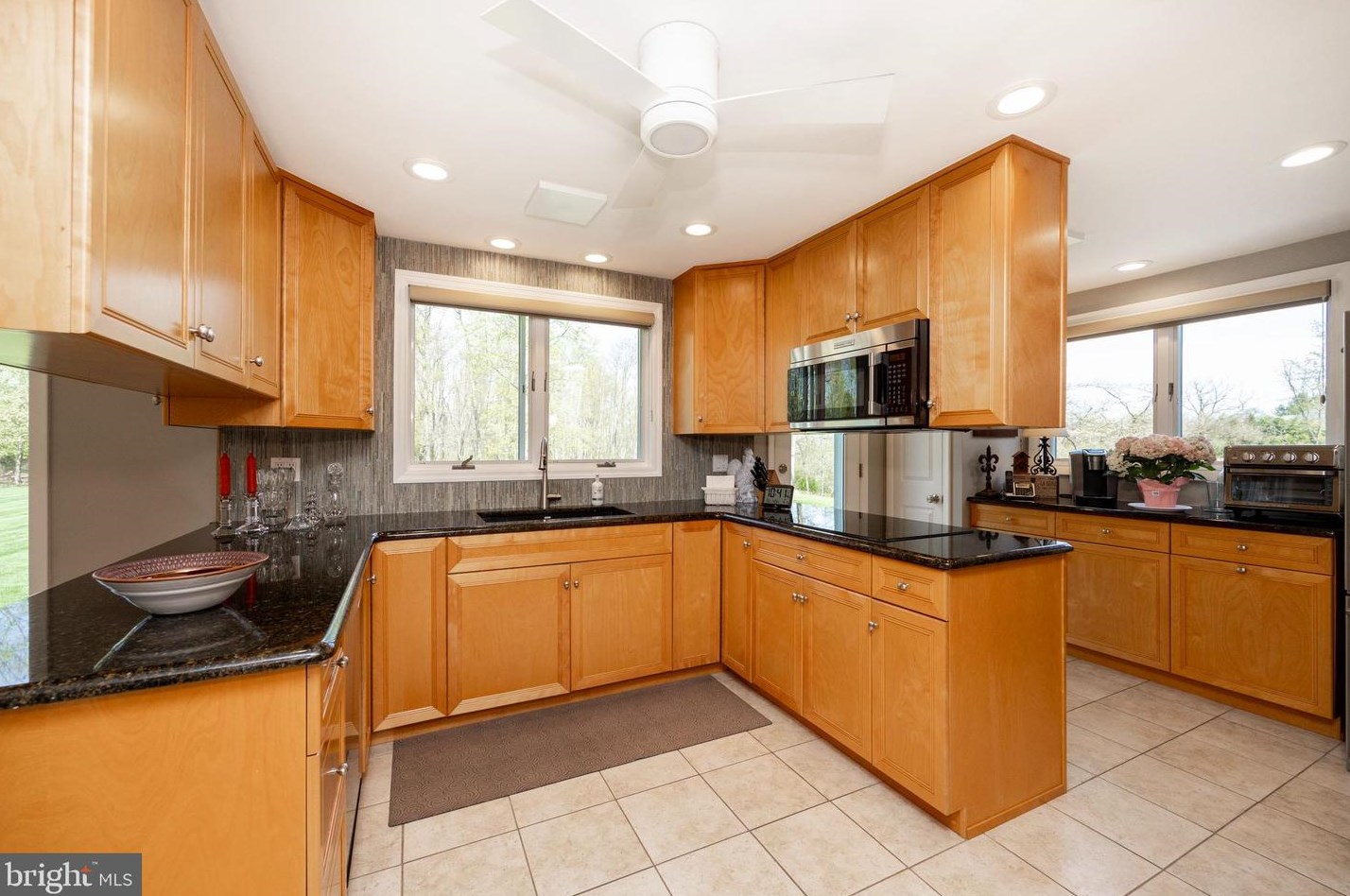 1115 Hollow Rd, Collegeville PA  19426-1516 exterior