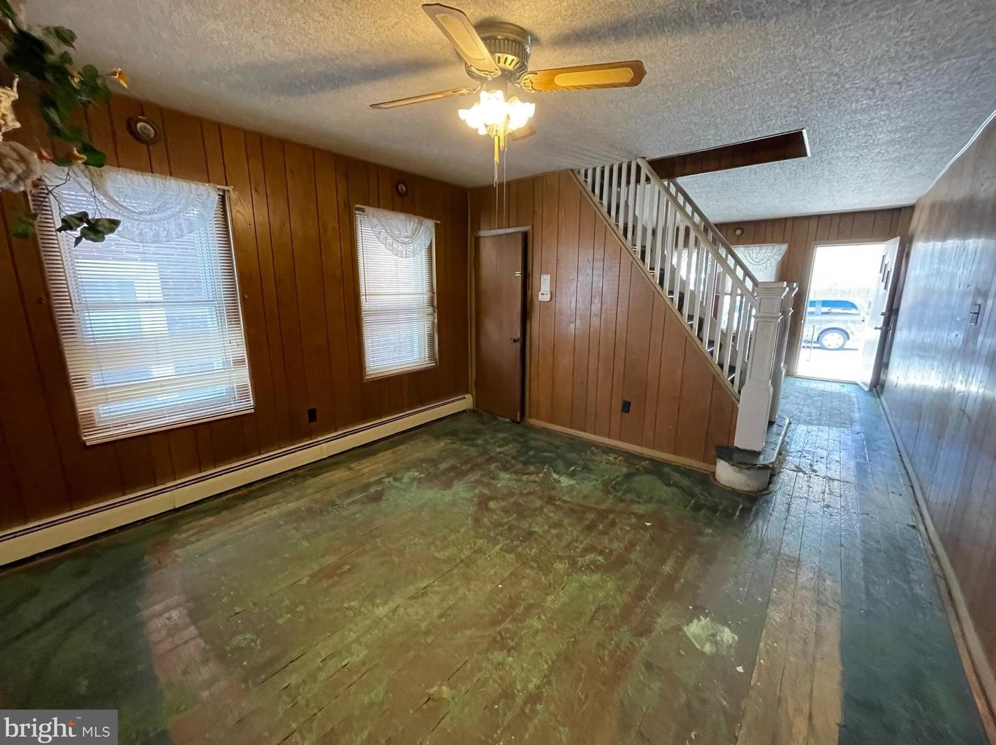 930 Stewart St, Norristown, PA 19405