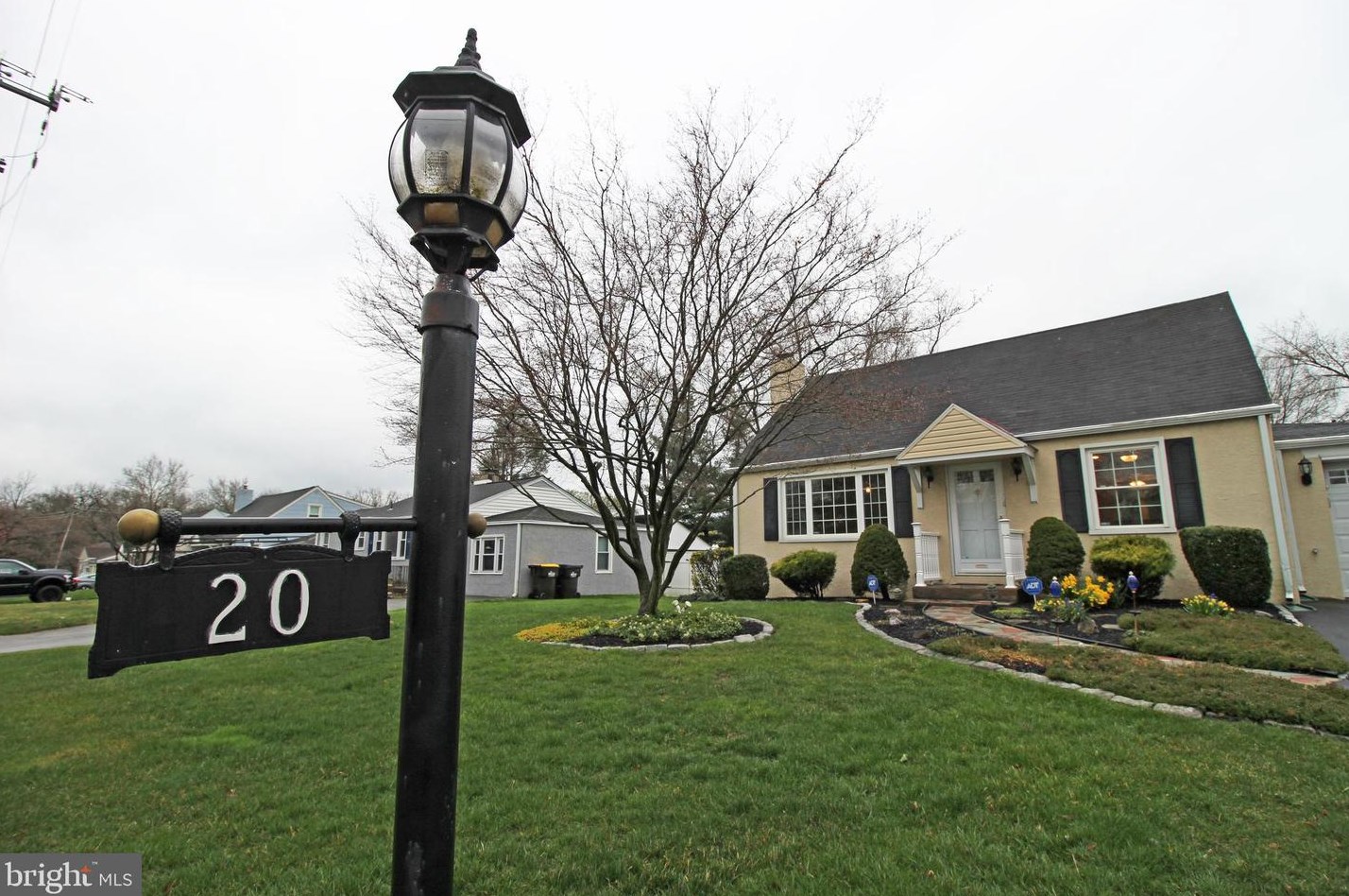 20 Township Line Rd, Norristown, PA 19401-1509