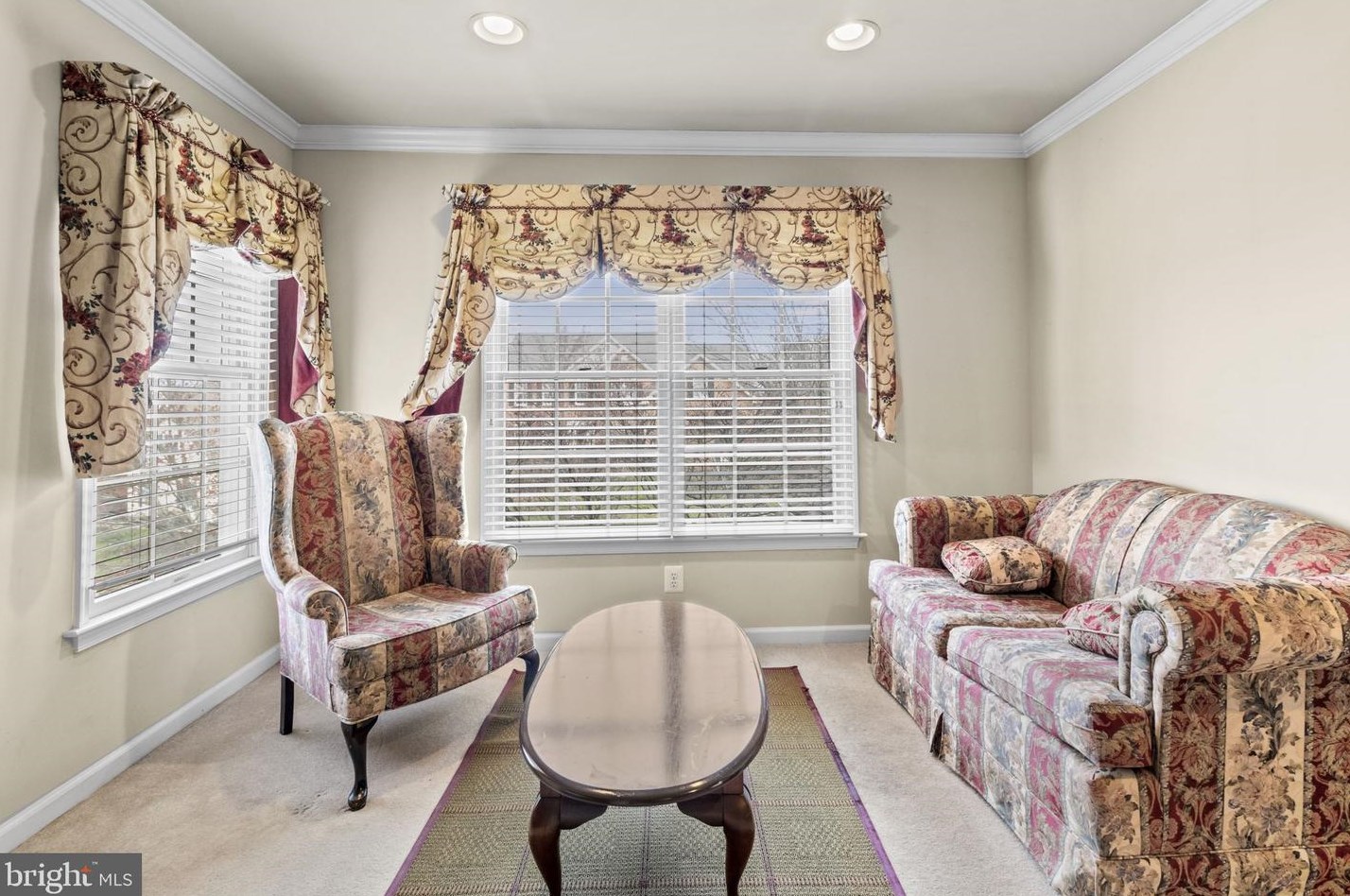 1902 Black Hawk Cir, Norristown PA  19403-1869 exterior