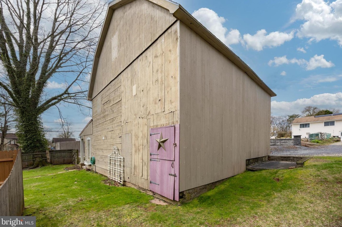209 Centennial St, Collegeville PA  19426-1813 exterior