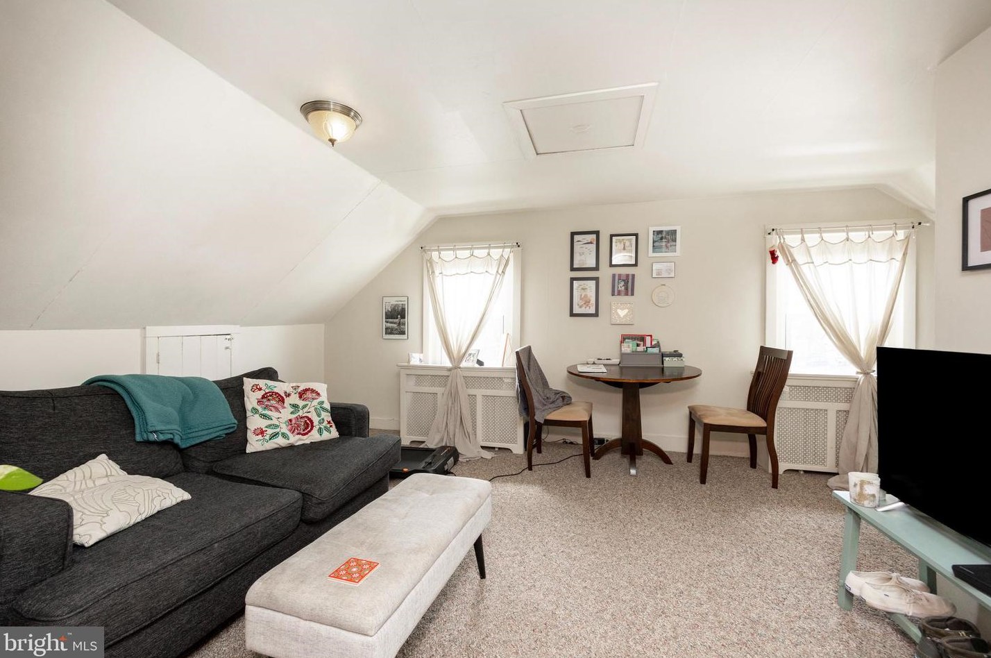 209 Centennial St, Collegeville PA  19426-1813 exterior