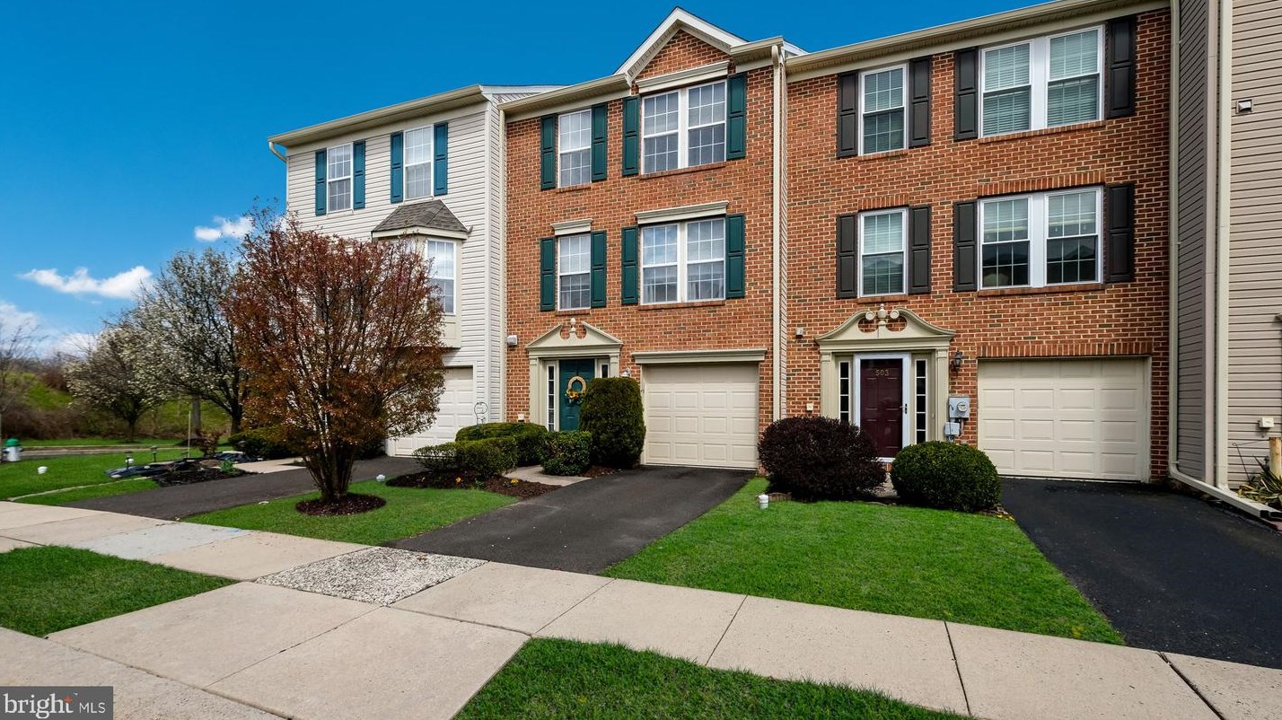 504 Joshua Ct, North Wales, PA 19454-1471