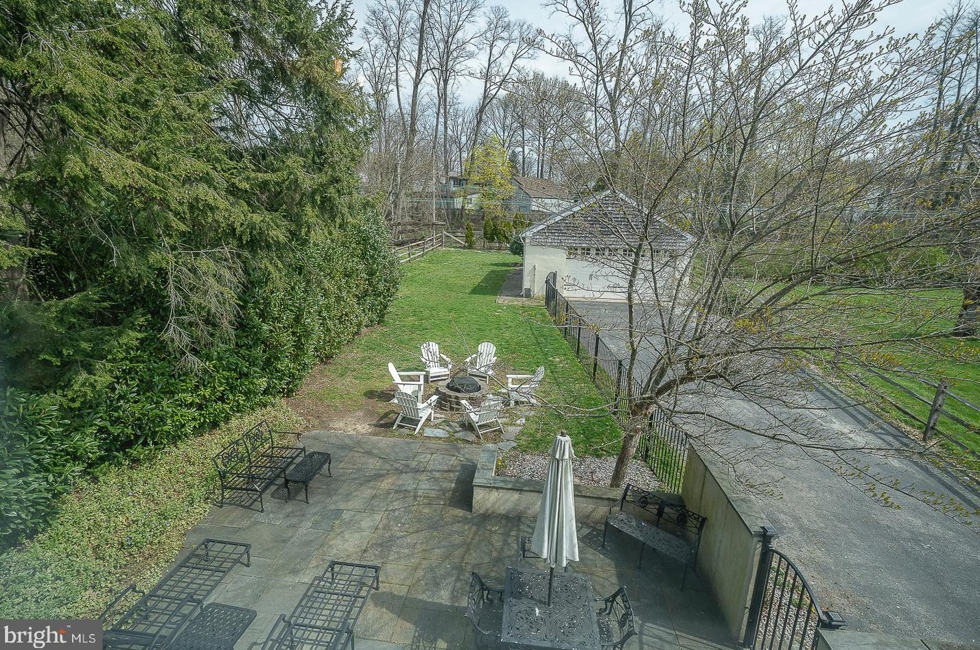 547 Barrett Ave, Haverford PA  19041-1401 exterior