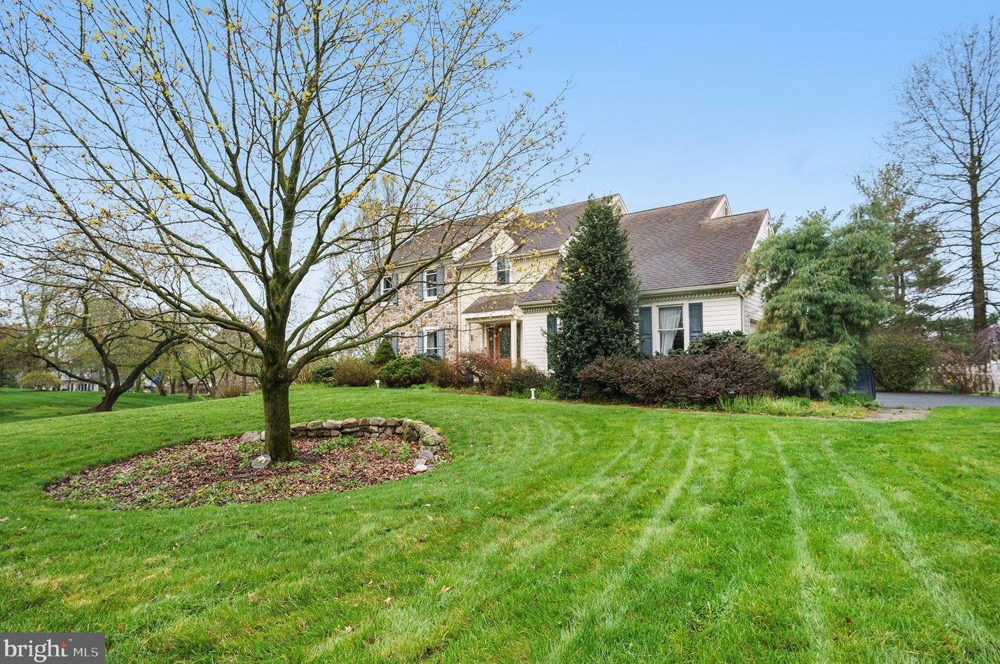 1110 Wilson St, Pottstown PA  19464-4466 exterior