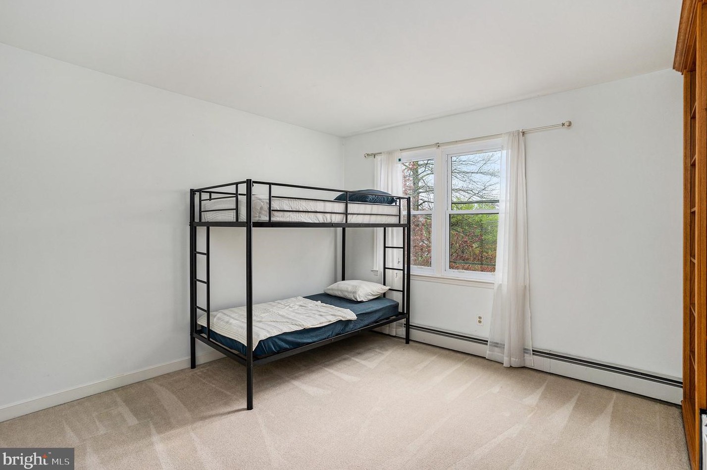 1110 Wilson St, Pottstown PA  19464-4466 exterior