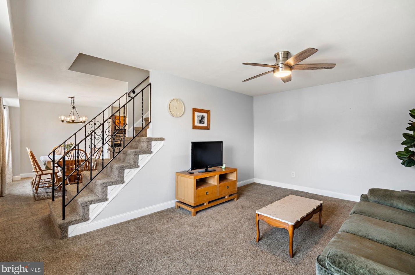 22 Fitzwatertown Rd #unit E-3, Willow Grove, PA 19090