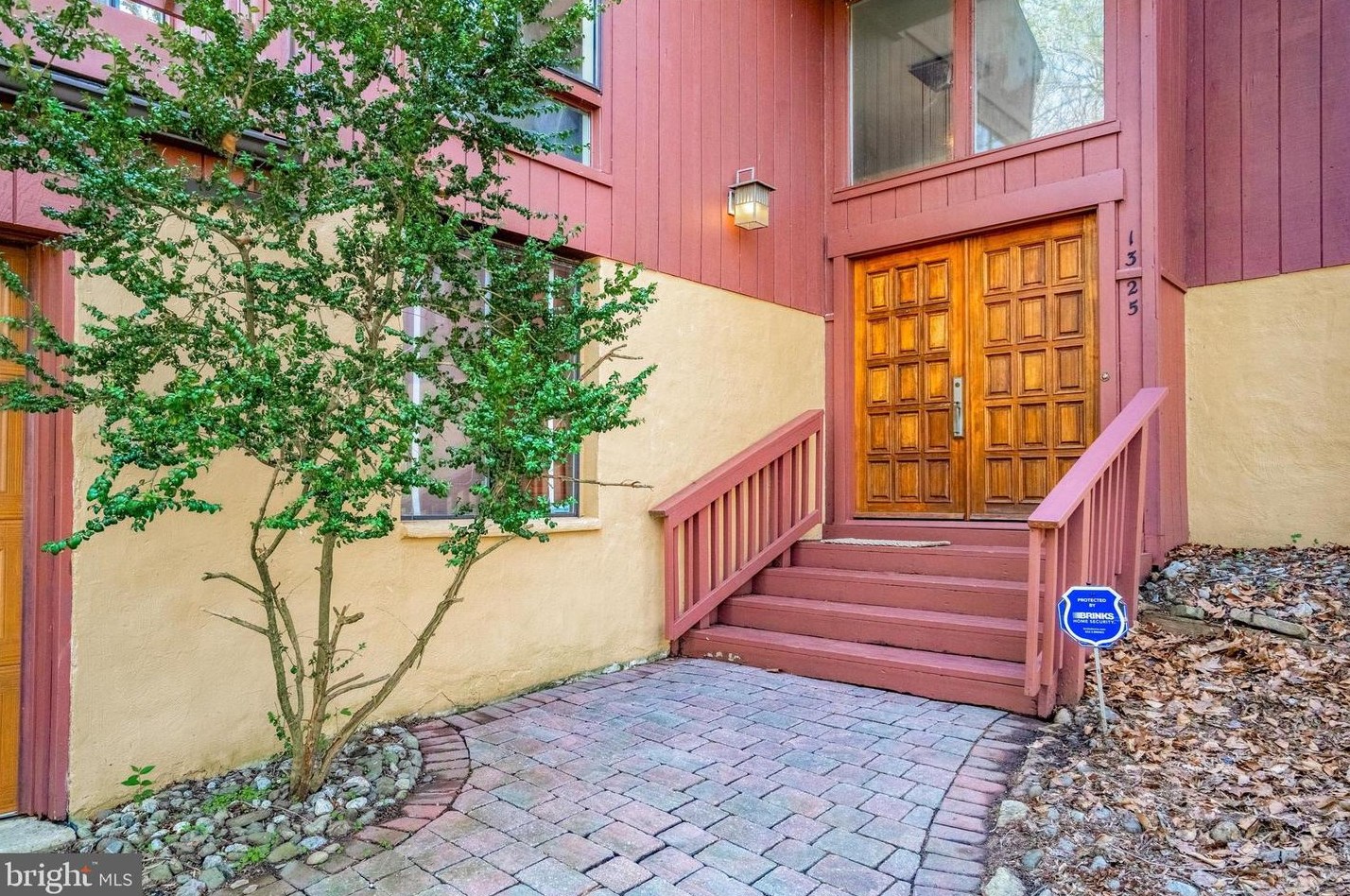 1325 Centennial Rd, Penn Valley, PA 19072-1207