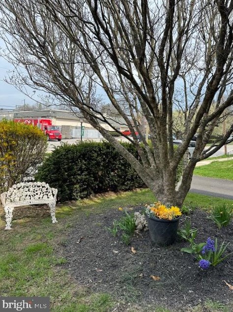 112 Clement Rd, Oreland, PA 19075-1823