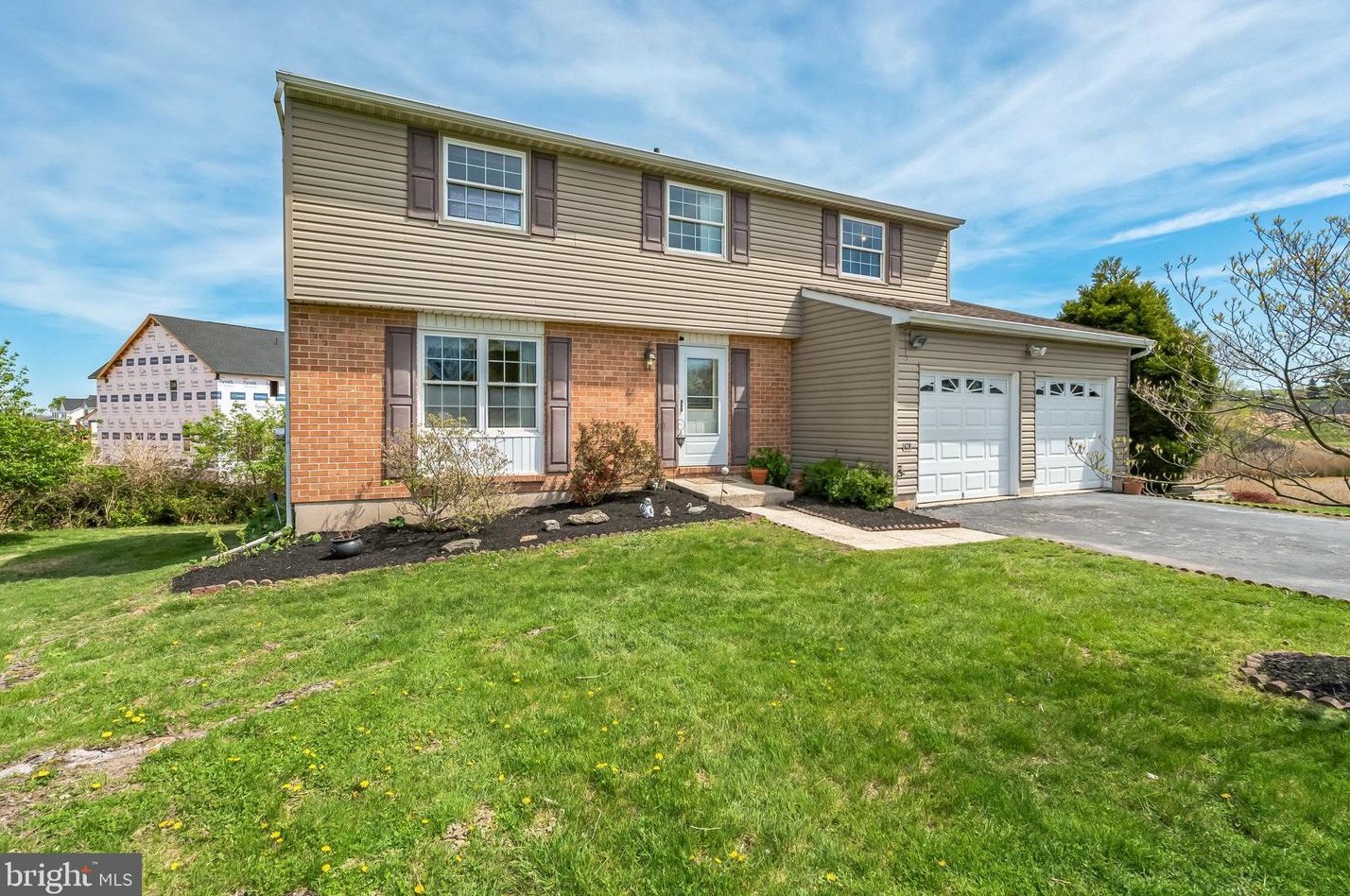 204 Johanna Dr, Norristown, PA 19406-2147