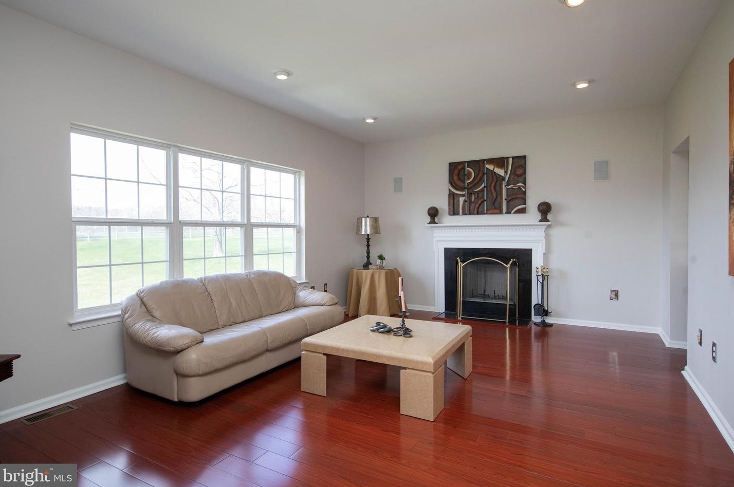 149 Raven Hollow Dr, North Wales PA  19454-4429 exterior