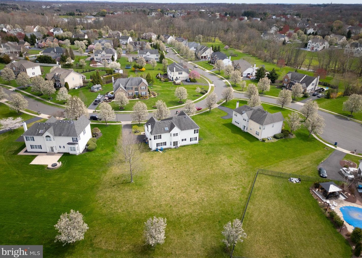 149 Raven Hollow Dr, North Wales PA  19454-4429 exterior