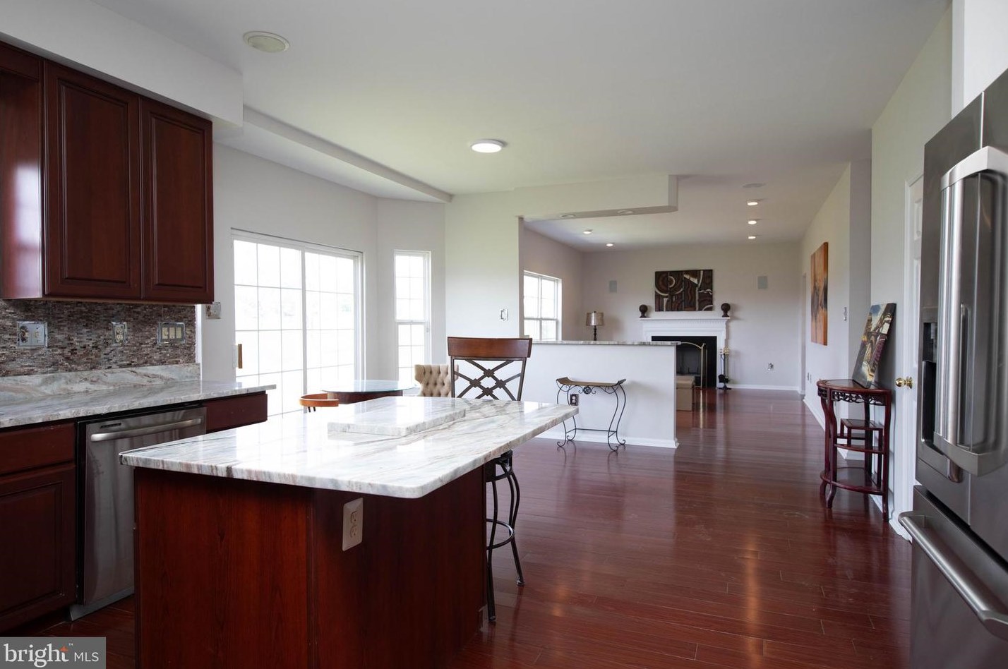 149 Raven Hollow Dr, North Wales PA  19454-4429 exterior