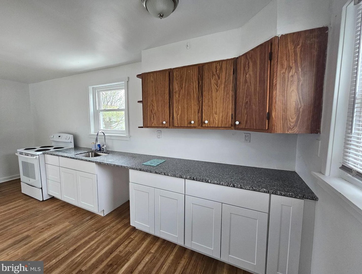 393 N York St #2nd, Pottstown, PA 19464
