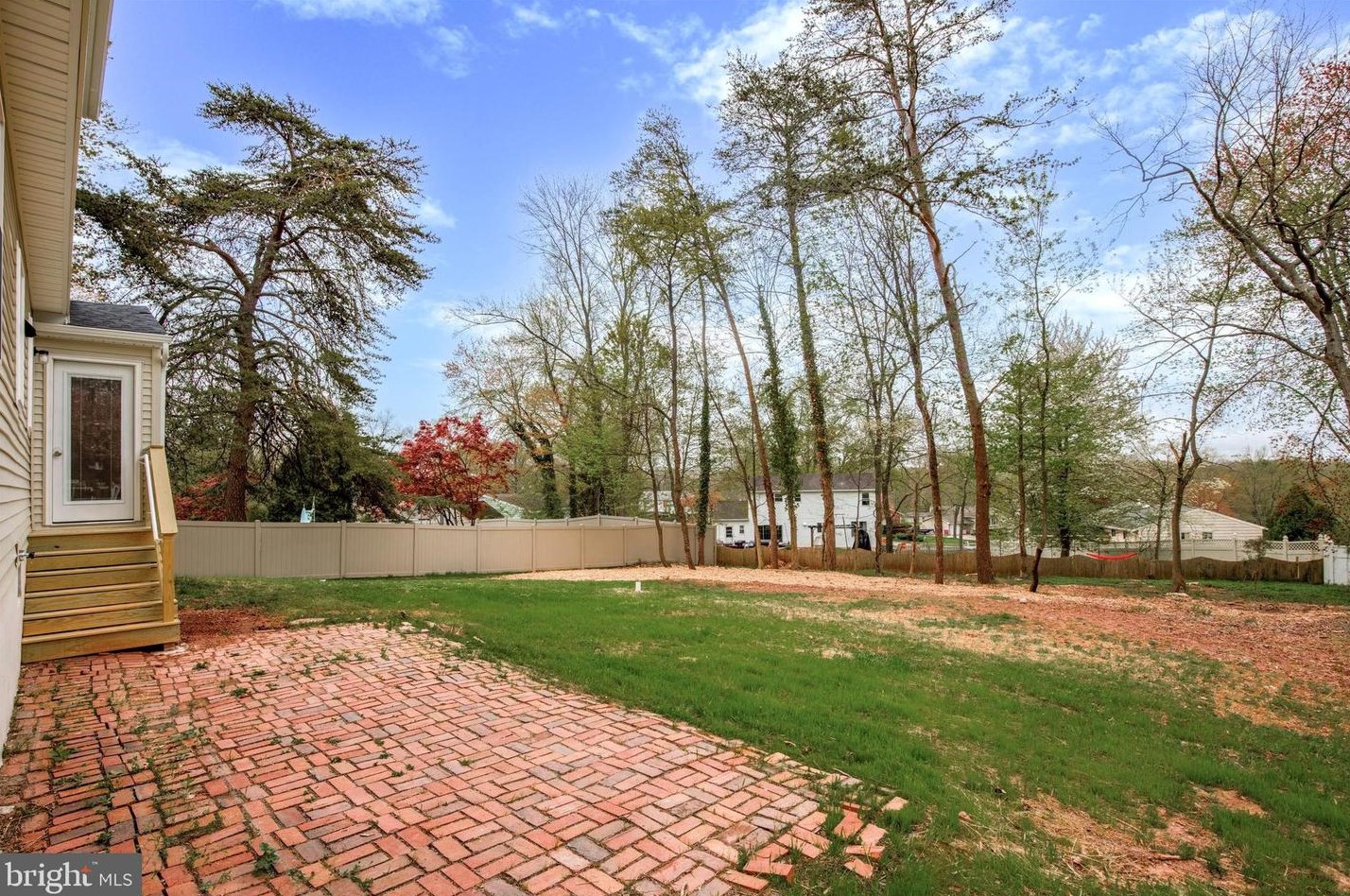 612 Mockingbird Ln, Norristown PA  19403-1916 exterior