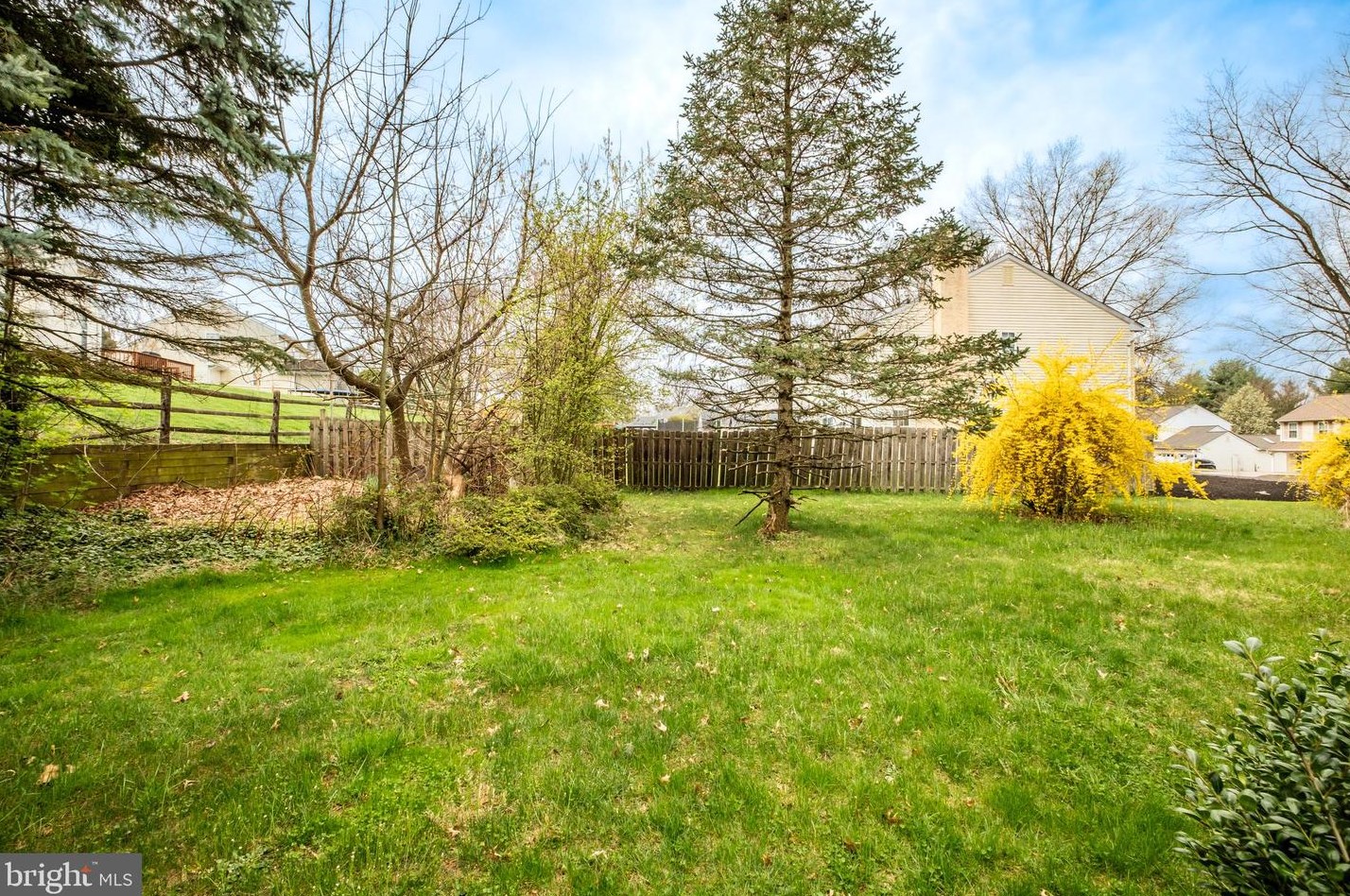136 Bedford Ln, Lansdale, PA 19446
