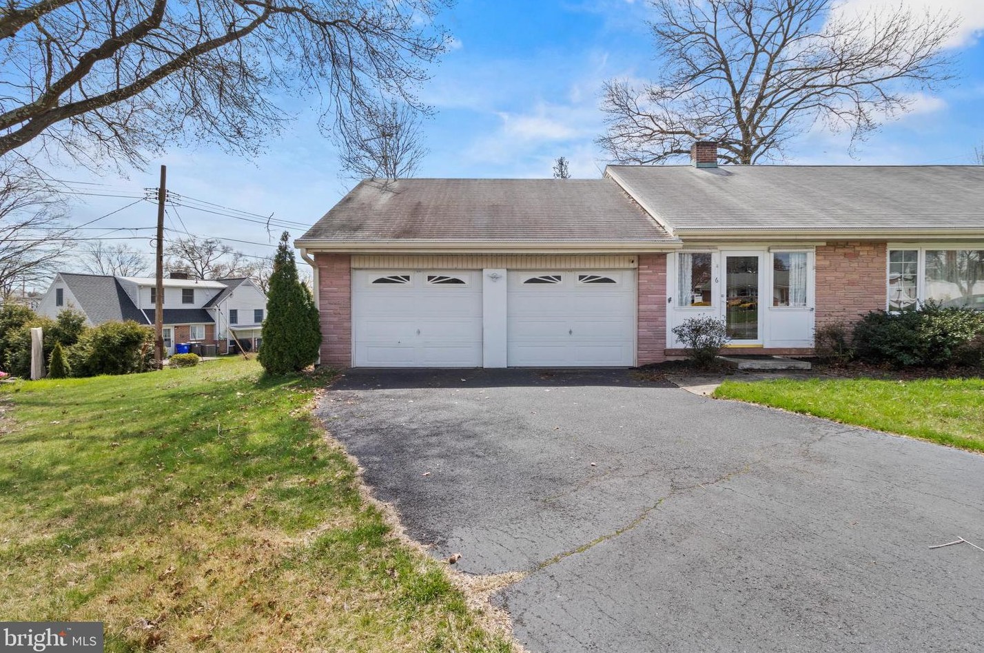 6 Welsh Ct, Pottstown, PA 19464