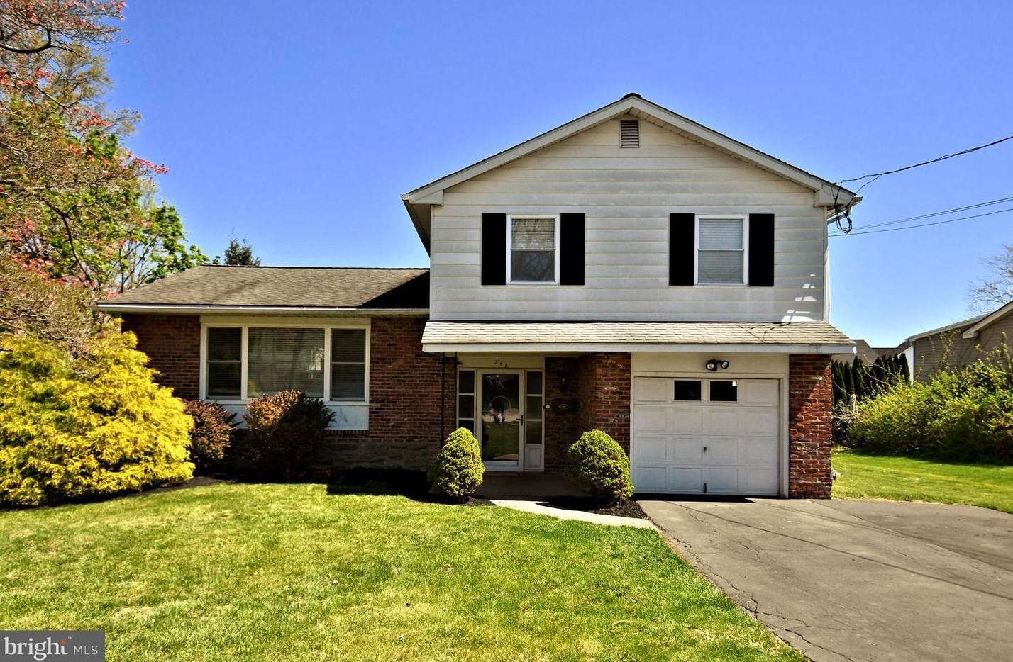 342 Riverview Rd, Norristown, PA 19406-2000