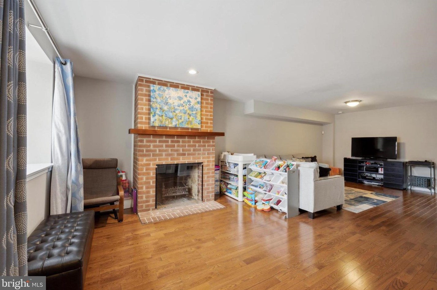 618 Coates Ln, Norristown, PA 19406