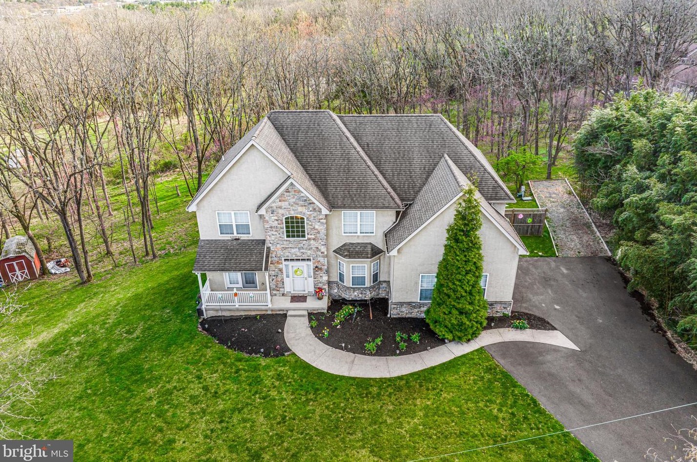 96 Cirak Ave, Norristown, PA 19403-3880