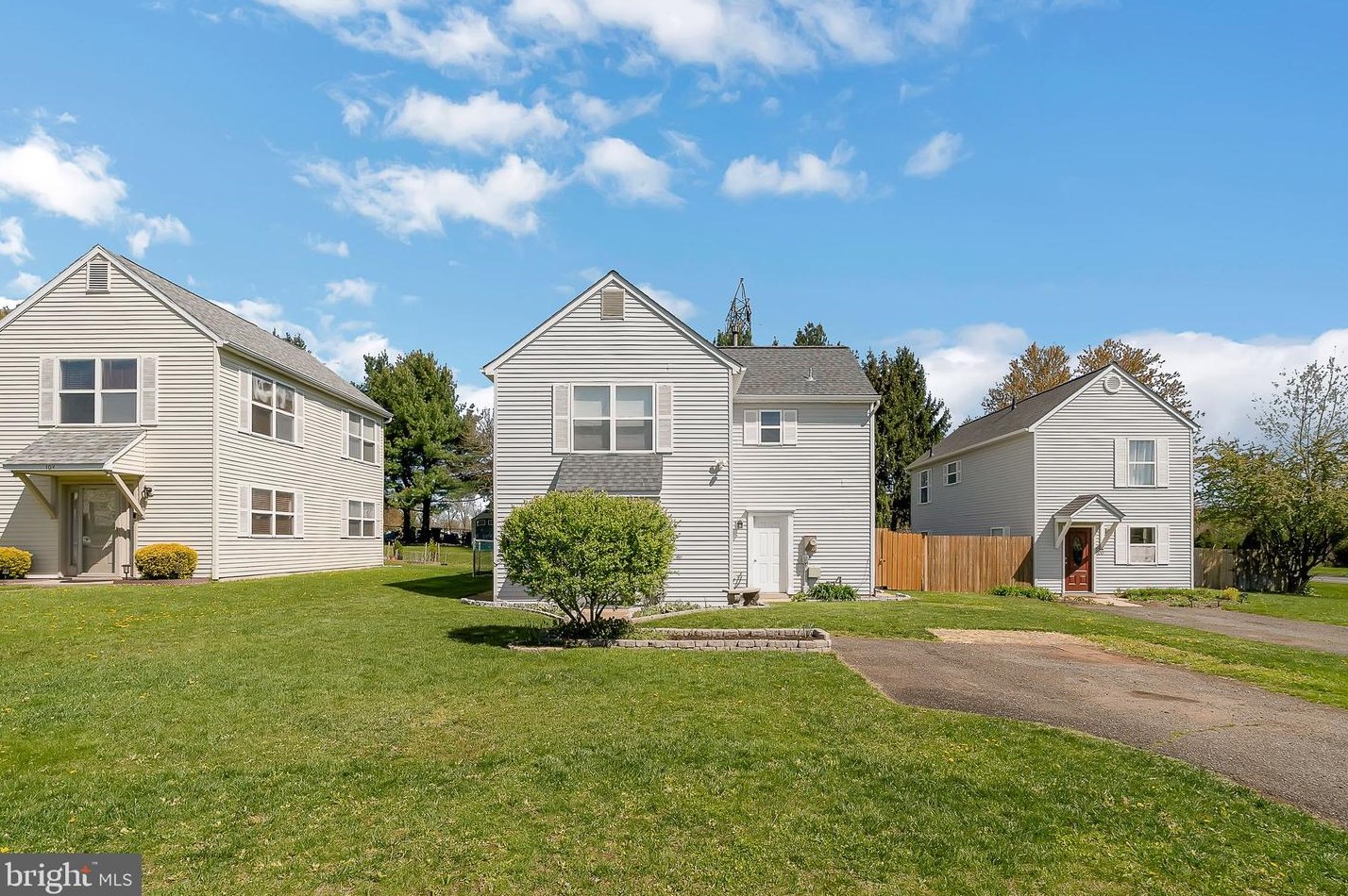 102 Stephanie Ln, Collegeville, PA 19426-1844
