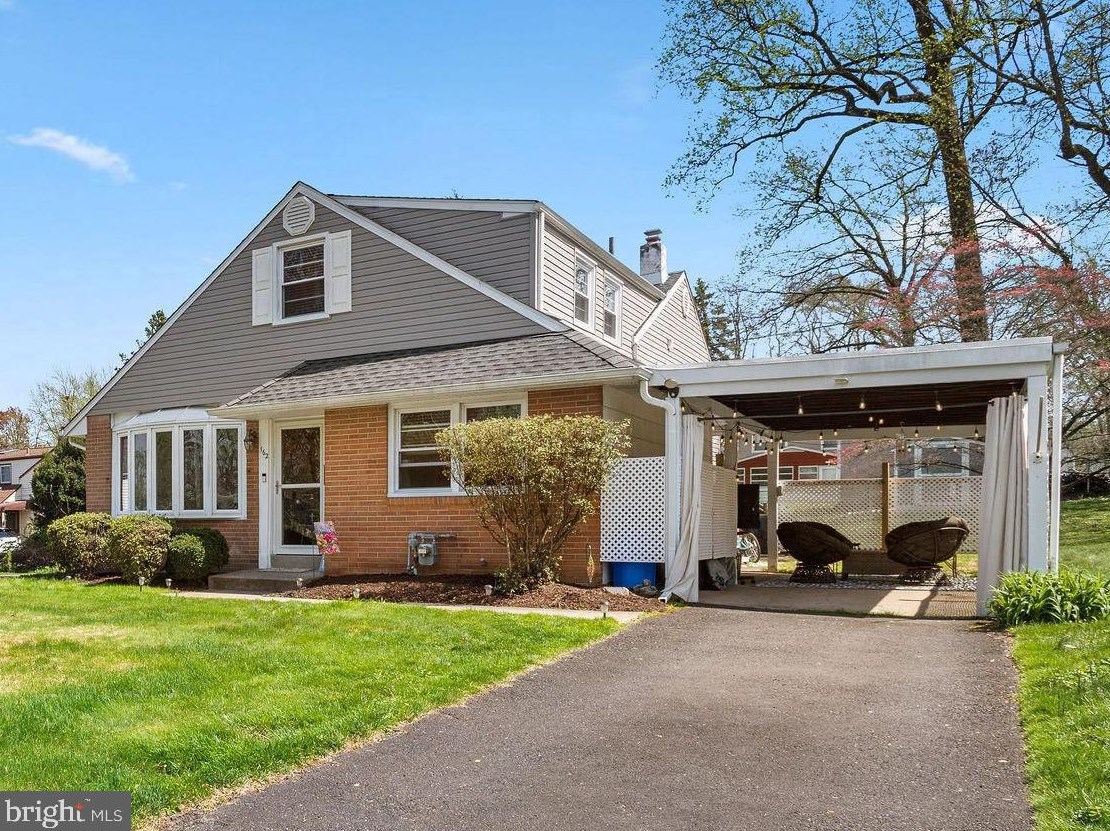 162 Sleighride Rd, Willow Grove, PA 19090
