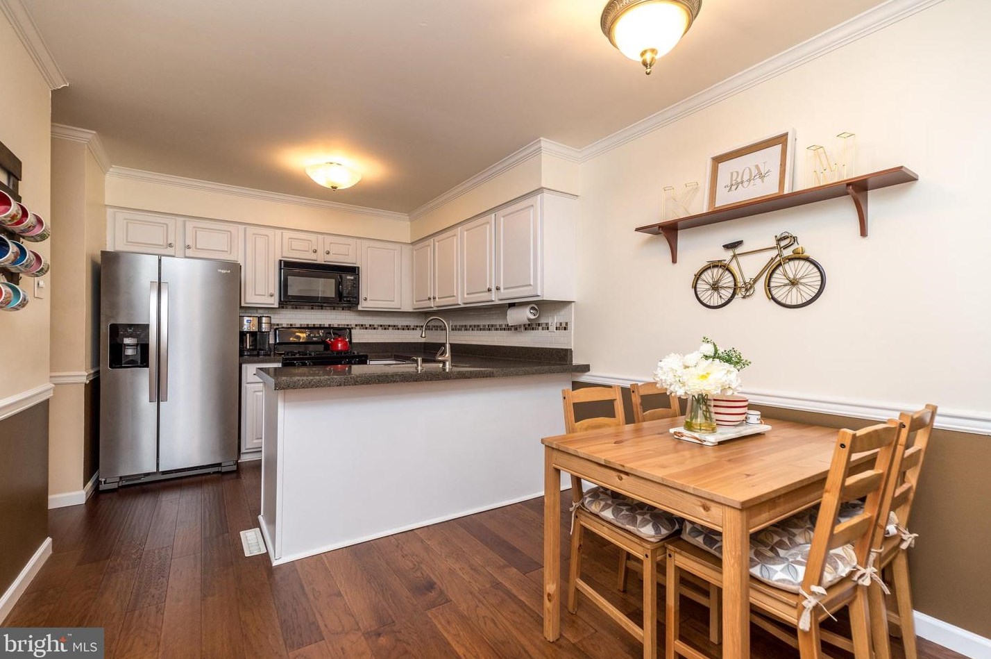 128 Red Hvn Dr, North Wales PA 19454-1442 exterior