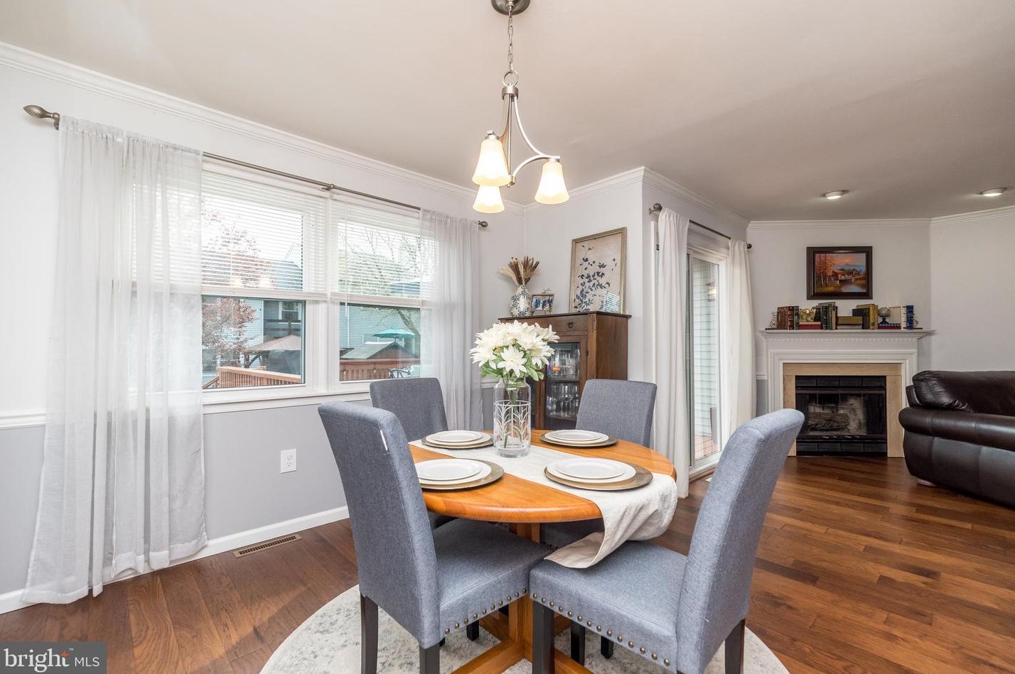 128 Red Hvn Dr, North Wales PA 19454-1442 exterior