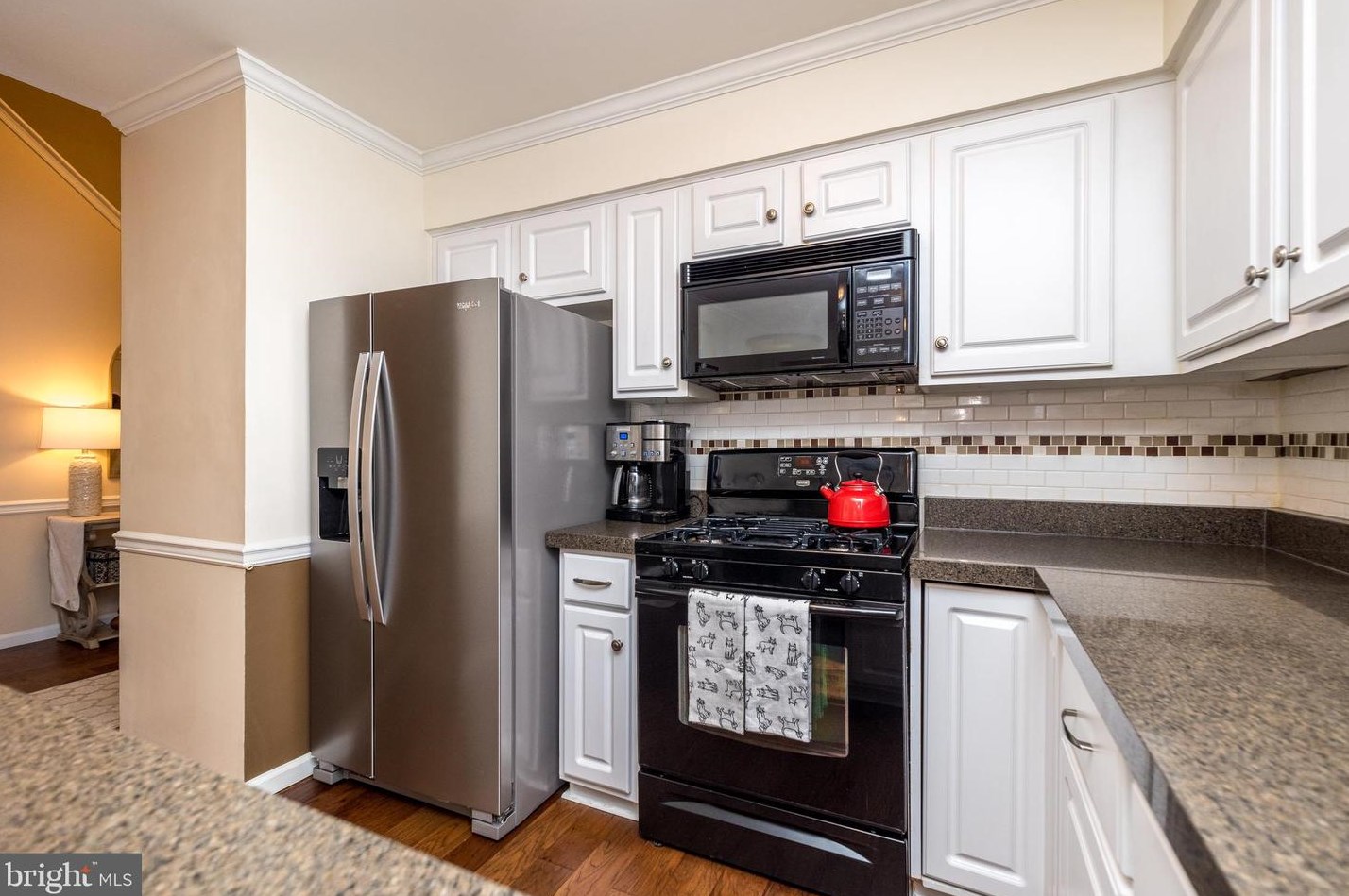 128 Red Hvn Dr, North Wales PA 19454-1442 exterior