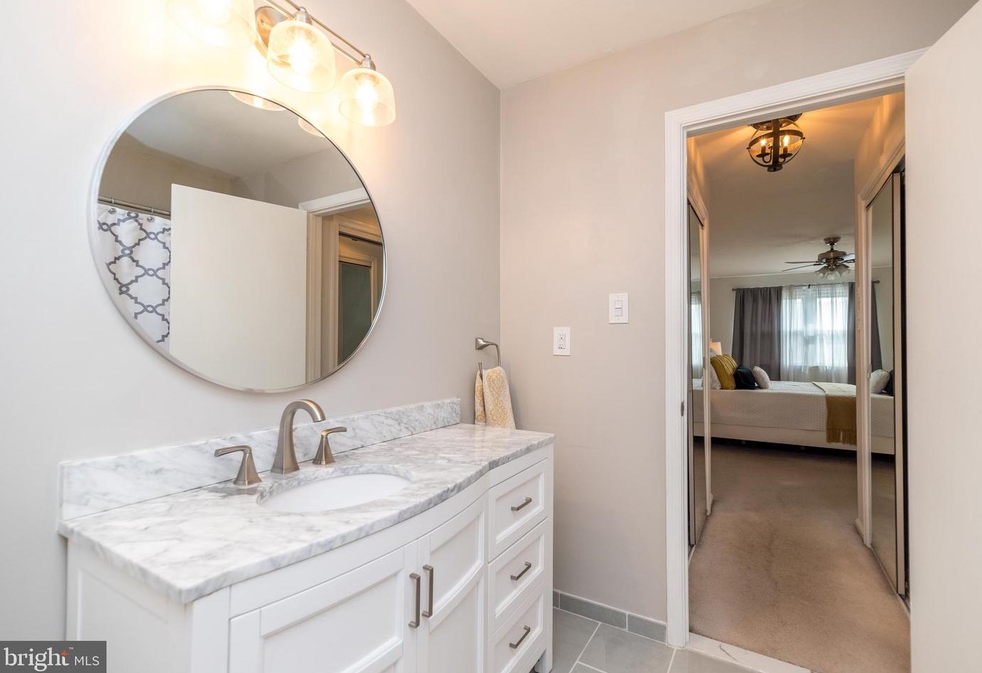 128 Red Hvn Dr, North Wales PA 19454-1442 exterior