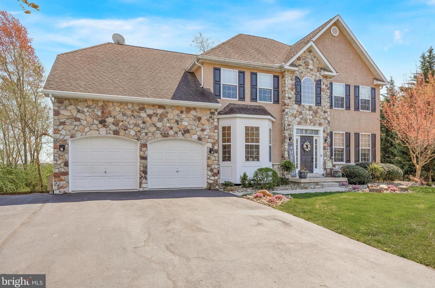 49 Boraten Rd, Limerick, PA 19468