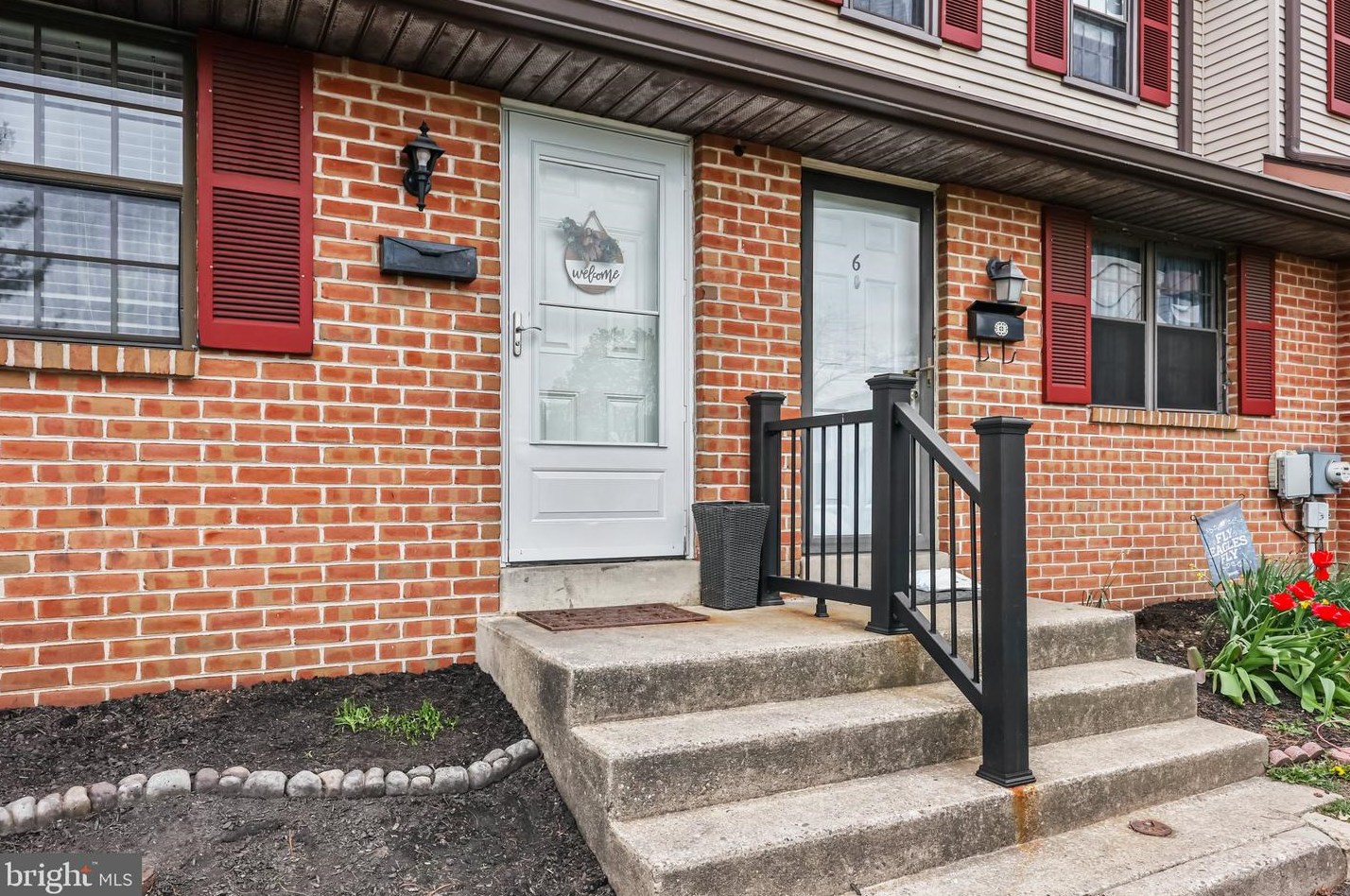 1006 N York Rd #l-5, Willow Grove, PA 19090