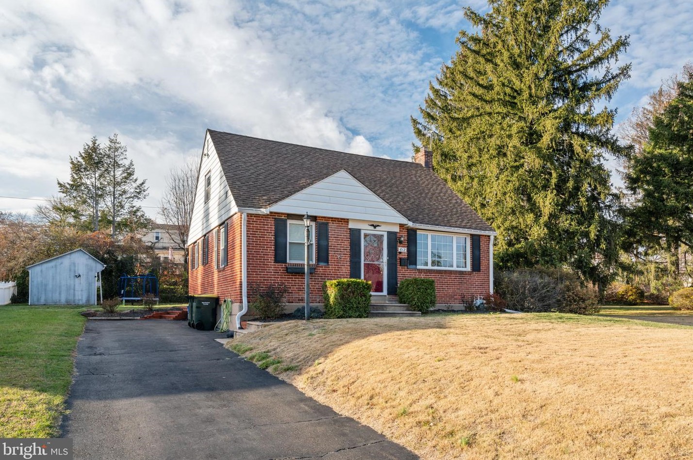 612 Topsfield Rd, Hatboro, PA 19040