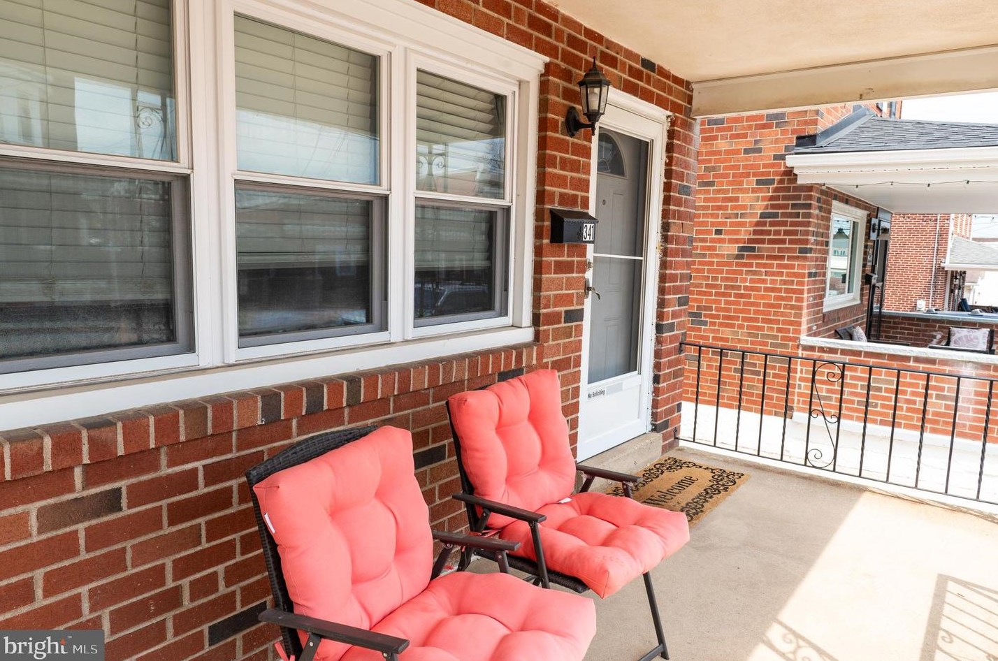 341 Hurst St, Norristown PA  19405-1622 exterior