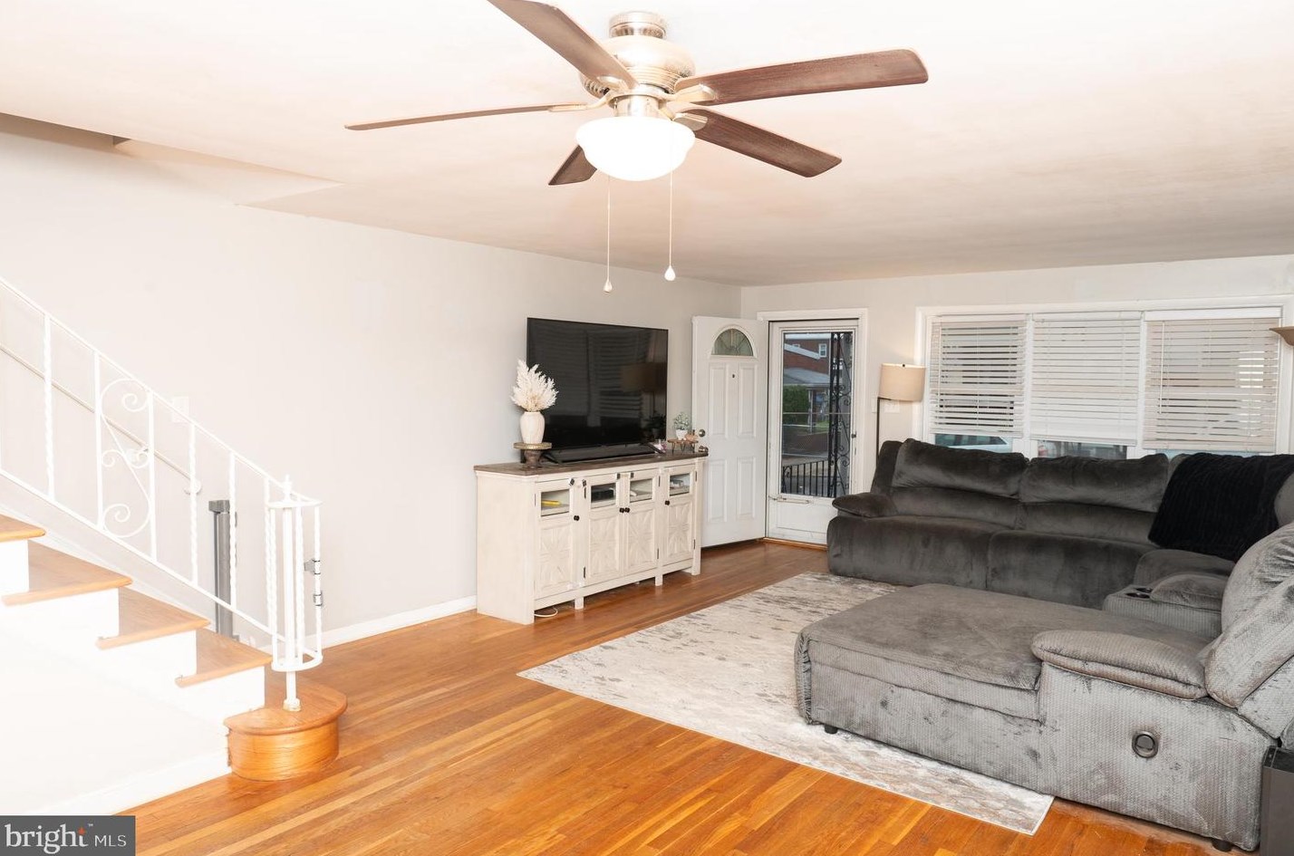 341 Hurst St, Norristown PA  19405-1537 exterior