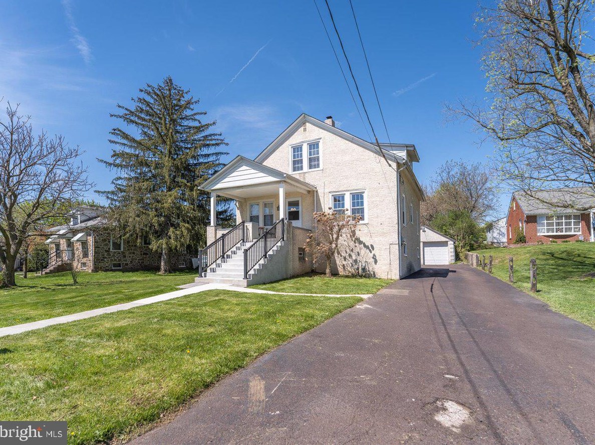 29 Park Ave, Norristown, PA 19403-1316