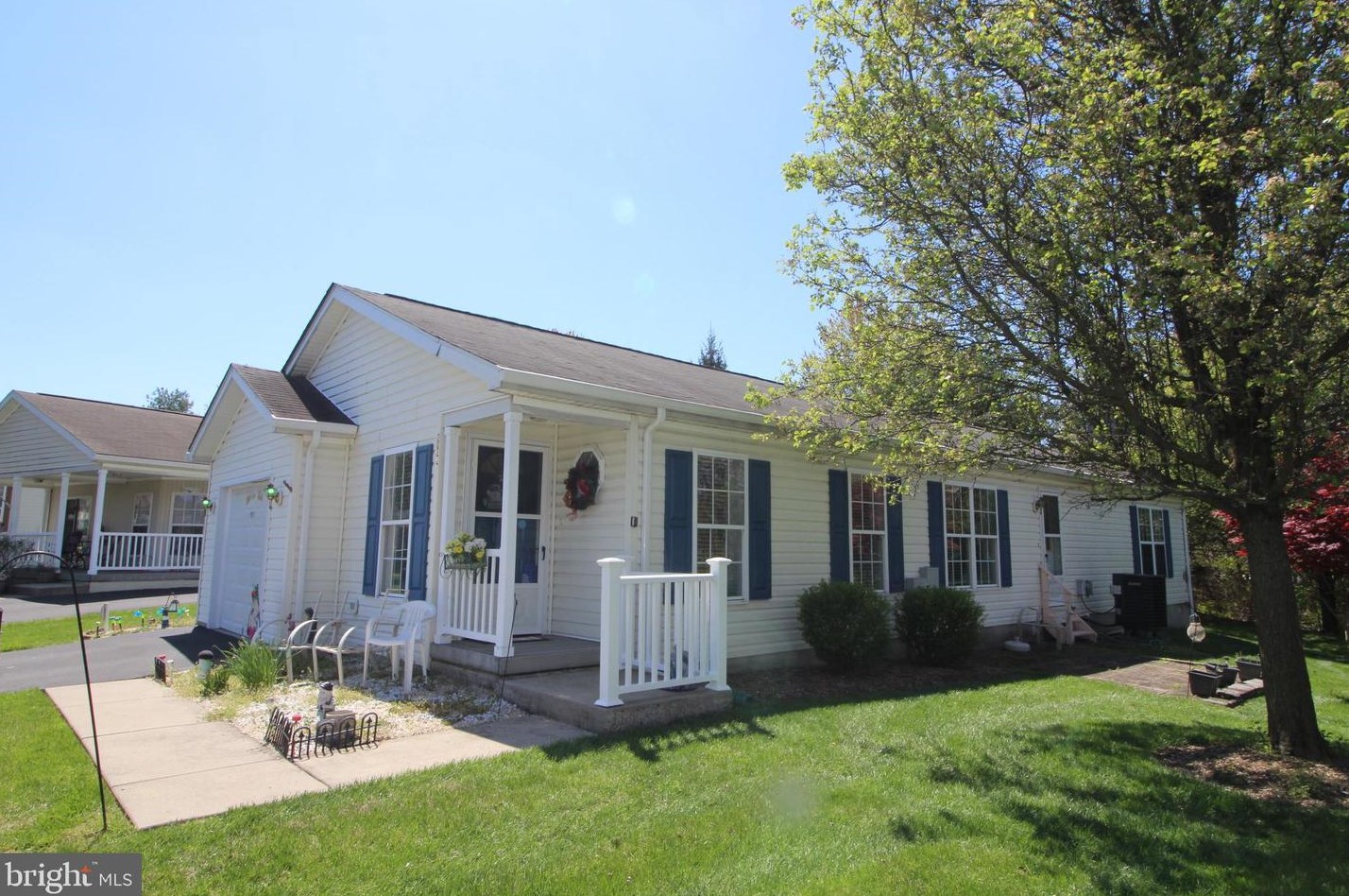 2044 Highland Ct, North Wales, PA 19454-1174