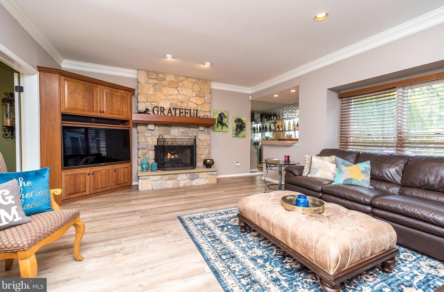 757 Castlewood Dr, Dresher PA  19025-2014 exterior