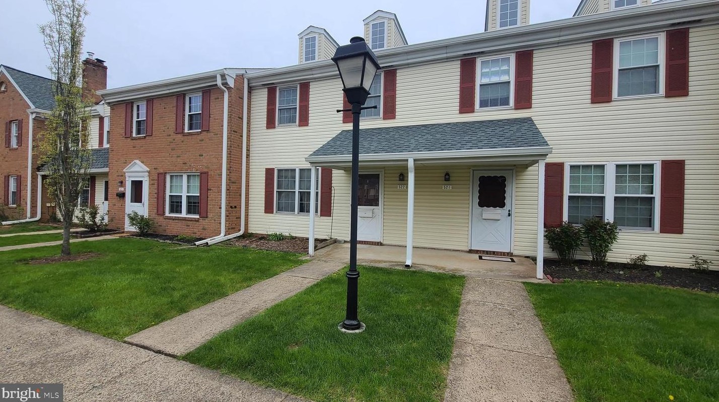 522 Clarella Ct, Lansdale, PA 19446